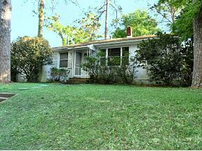 1527 NW 8th Ave., Gainesville, FL 32603