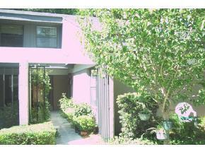 7200 SW 8th Avenue Unit R-114, Gainesville, FL 32607