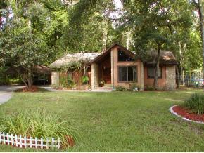 3416 NW 2 St., Gainesville, FL 32609