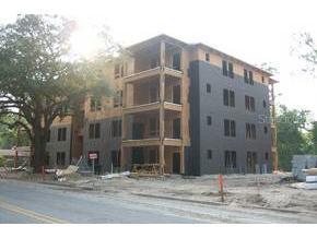 1142 SW 9th Rd., Unit 103, Gainesville, FL 32601