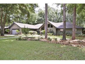 5617 NW 45th Drive Dr., Gainesville, FL 32653