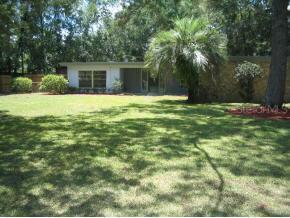 3135 NW 51st Pl, Gainesville, FL 32605