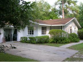 730 NW 10th Ave., Gainesville, FL 32601