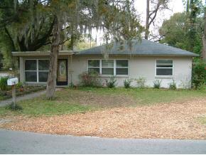 526 NW 19th Ave., Gainesville, FL 32609