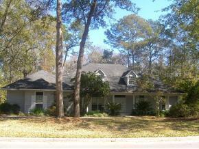 4607 NW 53rd Street St., Gainesville, FL 32606