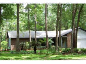2725 NW 38th St., Gainesville, FL 32605