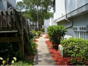 709 SW 75th St., Gainesville, FL 32607