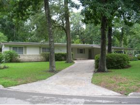 4018 NW 10th Ave., Gainesville, FL 32605