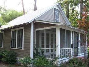 630 NE 7th St., Gainesville, FL 32601