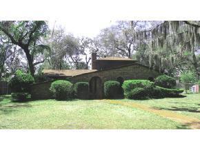 8042 County Line Rd., Melrose, FL 32666