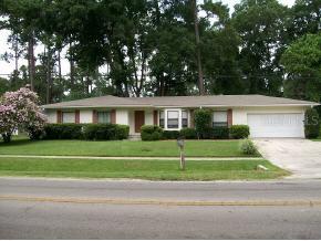 5729 NW 23 Avenue, Gainesville, FL 32606