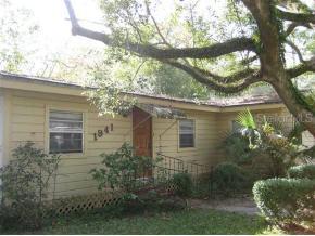 1941 NW 31 Pl., Gainesville, FL 32605