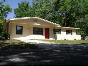 2930 NE 18th Way, Gainesville, FL 32609