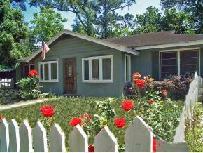 1027 NW 11 Ave., Gainesville, FL 32603