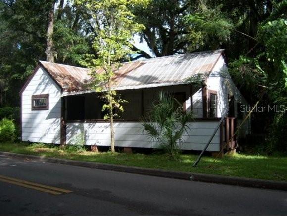 928 NW 3rd Ave., Gainesville, FL 32601