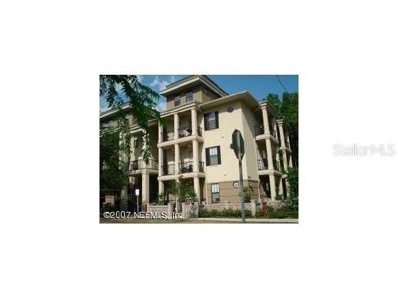 1418 NW 3rd Ave. #102, Gainesville, FL 32601