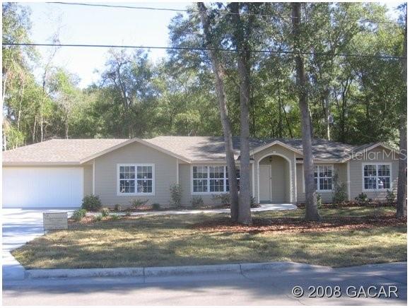 415 SW 258th St., Newberry, FL 32669