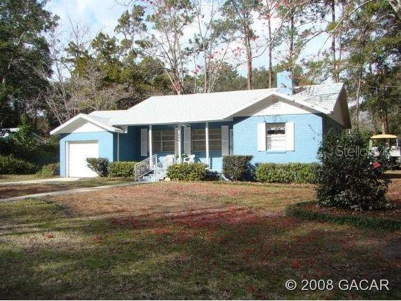 1040 NE 13th Pl., Gainesville, FL 32601