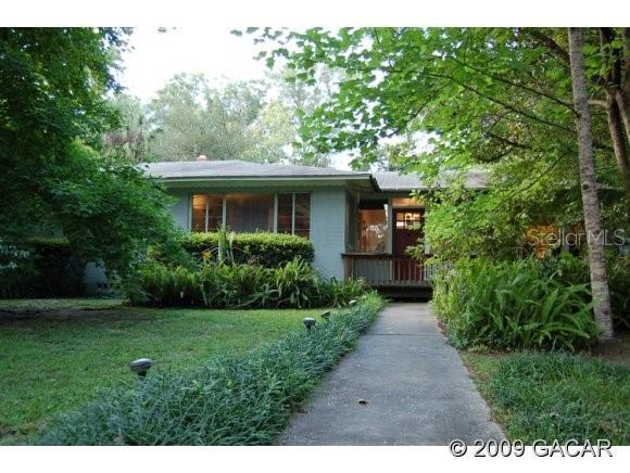 1424 NW 11th Rd., Gainesville, FL 32605