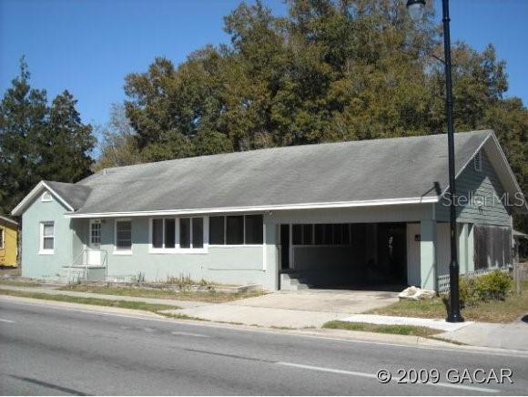 1414 E University Ave., Gainesville, FL 32641