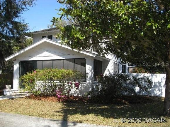 704 NE 4th St., Gainesville, FL 32601