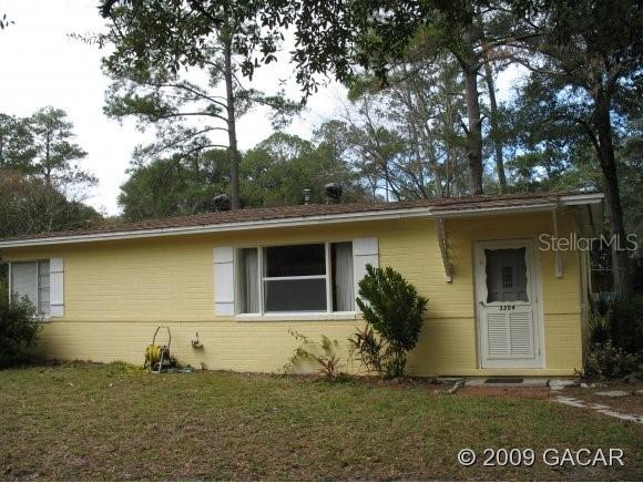 3304 NW 3rd St., Gainesville, FL 32609