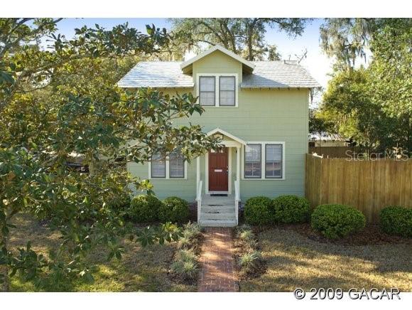 1035 NE 3rd Ave., Gainesville, FL 32601