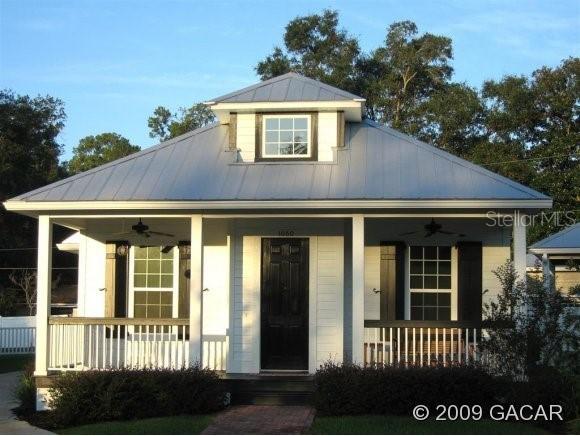 1060 NW 50 Dr., Gainesville, FL 32605