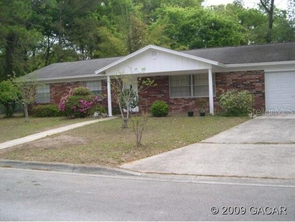 1941 NW 35th Ter., Gainesville, FL 32605