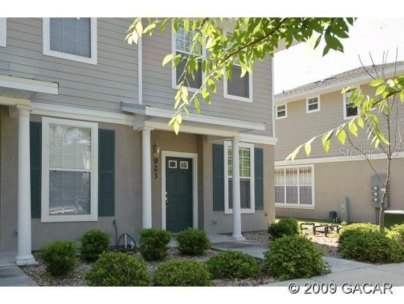 923 NW 21st Avenue Ave., Gainesville, FL 32609