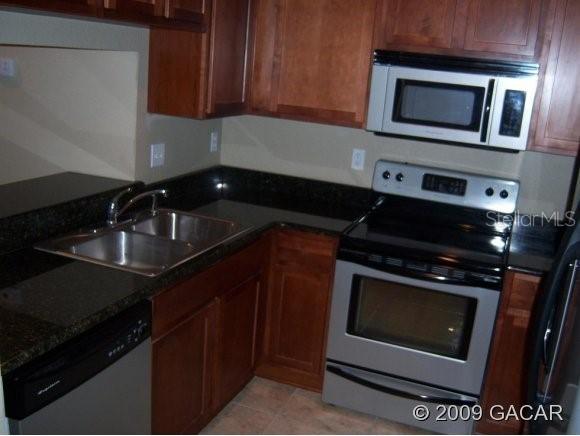 1440 NW 3rd Pl. #306, Gainesville, FL 32603