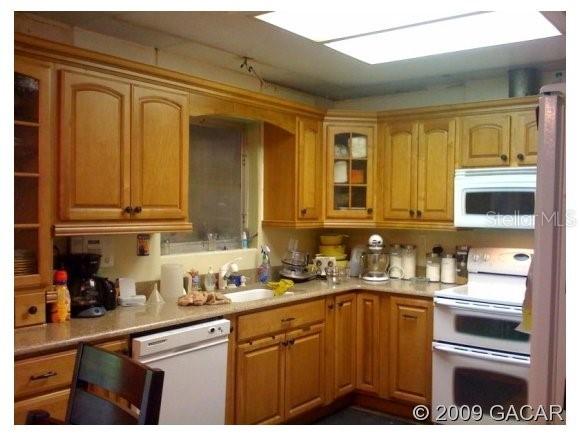 2260 NW 47th St., Gainesville, FL 32606