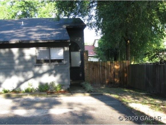 3820 SW 30 Ter., Gainesville, FL 32608