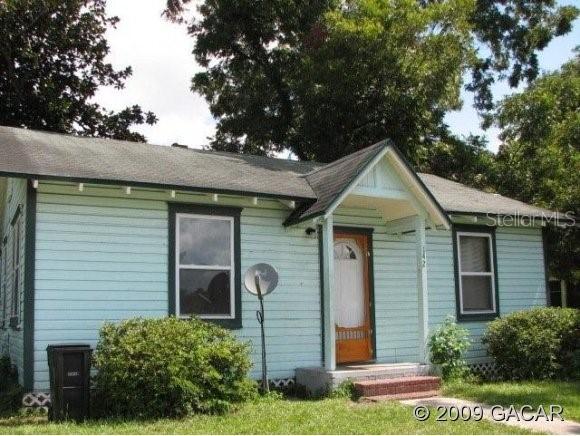 1422 E University Ave., Gainesville, FL 32641