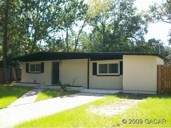 2610 NE 12th St., Gainesville, FL 32609