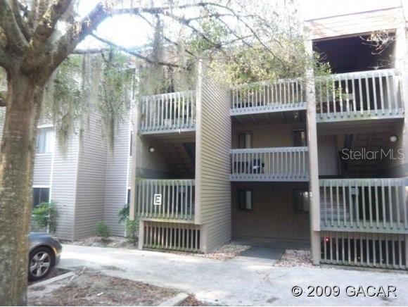 83 SE 16th Ave. #E-10, Gainesville, FL 32601