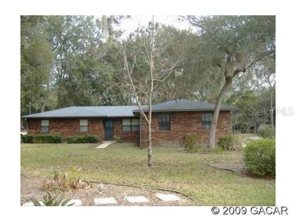 207 SE 3rd Ave., Melrose, FL 32666