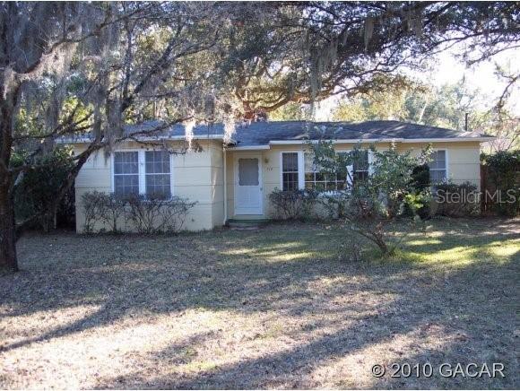 819 NW 24th Ave., Gainesville, FL 32609