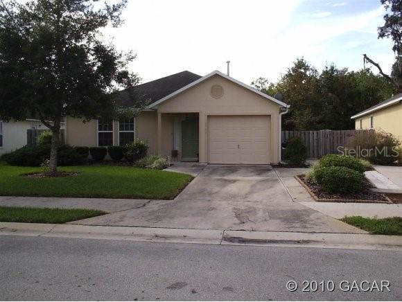 3542 NW 25 Ter., Gainesville, FL 32605