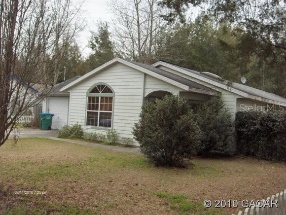 1303 SW 255th St., Newberry, FL 32669