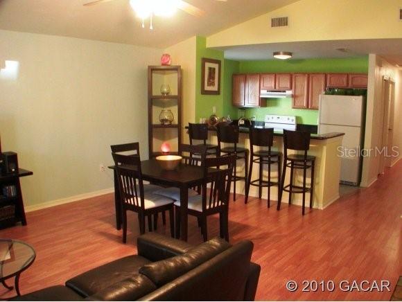 875 NW 11th Ave., Gainesville, FL 32601