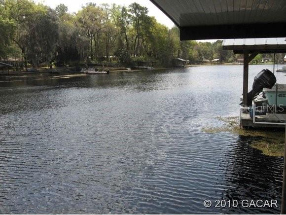 275 SE 5th Ave., Melrose, FL 32666