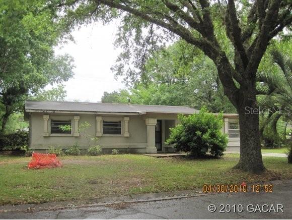 3703 NE 11th Terrace Ter., Gainesville, FL 32601