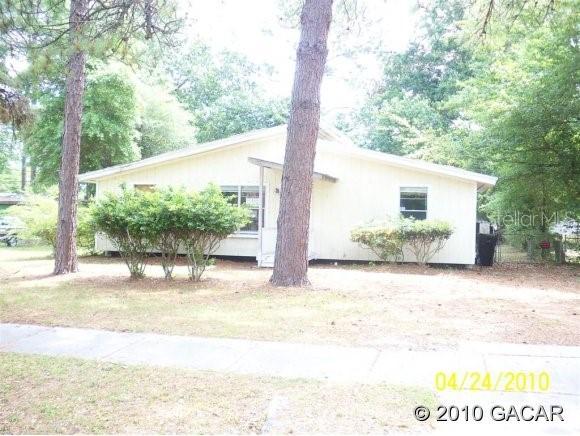 2911 NE 9th St., Gainesville, FL 99999