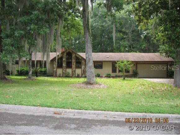 1304 NW 94th St., Gainesville, FL 32606