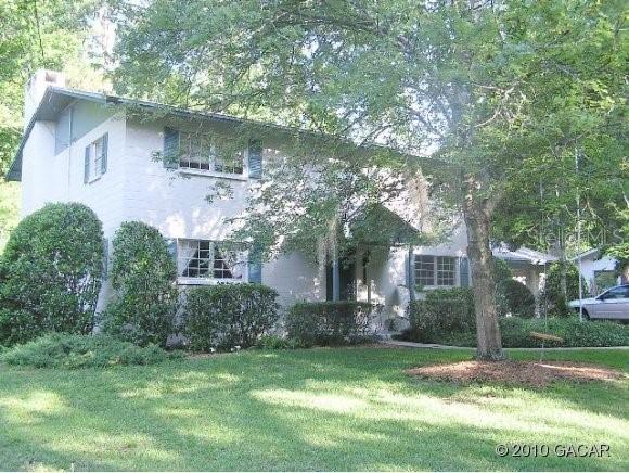 1330 NW 25th Terr Ter., Gainesville, FL 32605