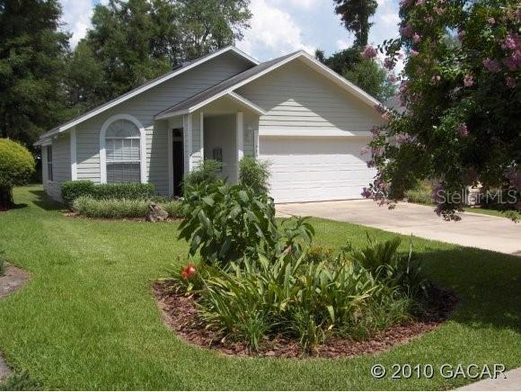 909 SW 75th Way, Gainesville, FL 32607