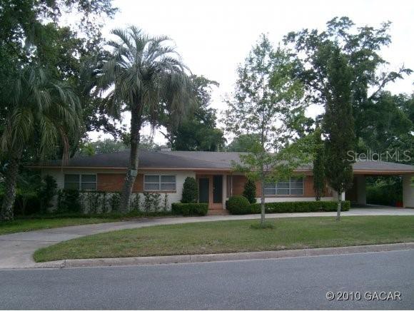 1040 SW 11th St., Gainesville, FL 32601