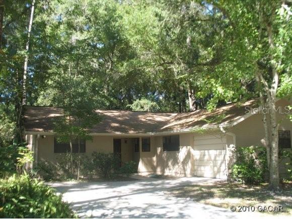 332 SW 77th Ter., Gainesville, FL 32607