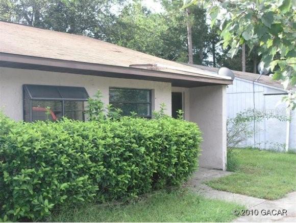 2001 SW 69 Drive Dr., Gainesville, FL 32607